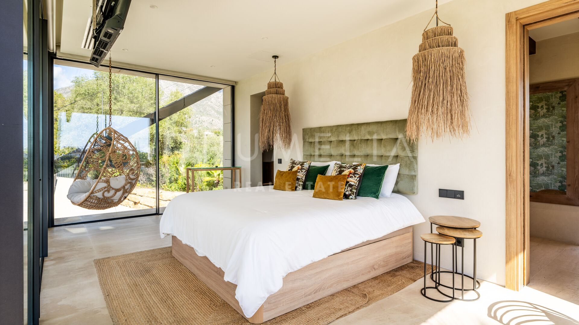 Outstanding New Contemporary Style Luxury House, Golden Mile, Marbella