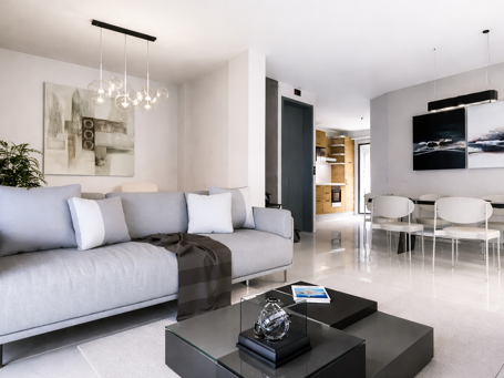 Neubau-Doppelhaushälfte mit Pool in Estepona