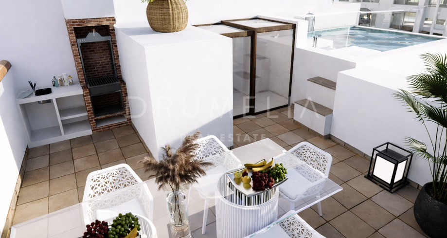 New build semi-detached house with pool in Estepona