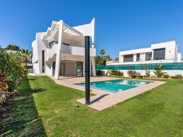 Villa till salu i Estepona
