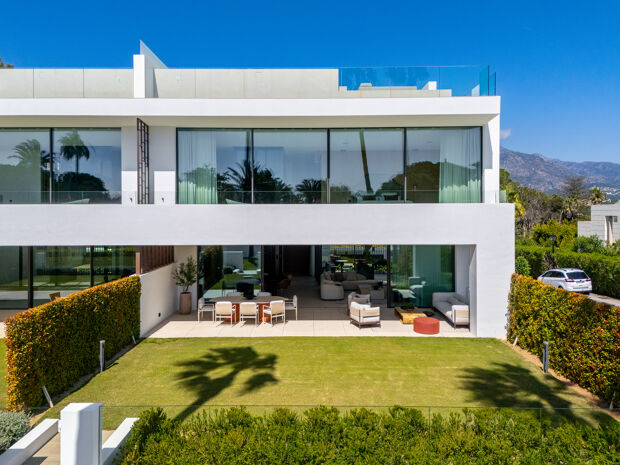 Contemporary New Build in Vilas 6 with Rooftop Pool and Sea Views