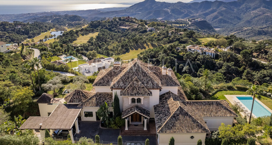 Elegant Villa with Panoramic Views in La Zagaleta, Benahavís
