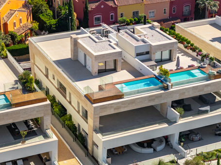 Duplex-penthouse med privat pool på Marbellas Golden Mile