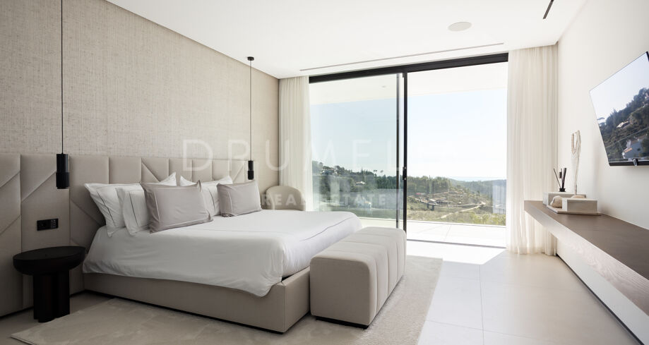 Moderne luksusvilla med panoramautsikt over havet i El Madroñal, Benahavís