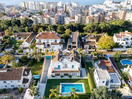 Villa de lujo en Huerta de Belón: amplitud, privacidad y luz en pleno corazón de Marbella