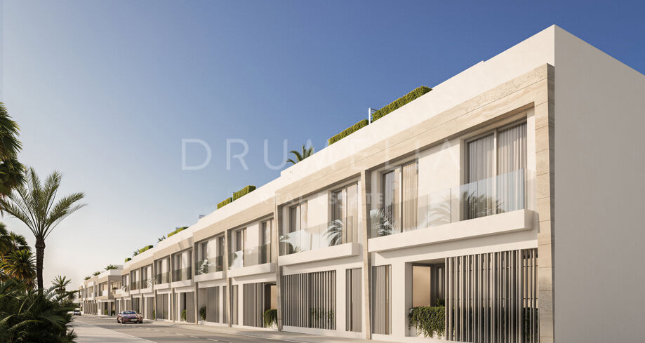 Exceptionnel townhouse de 3 chambres à deux pas de la plage et du Paseo del Boulevard à San Pedro de Alcántara, Marbella