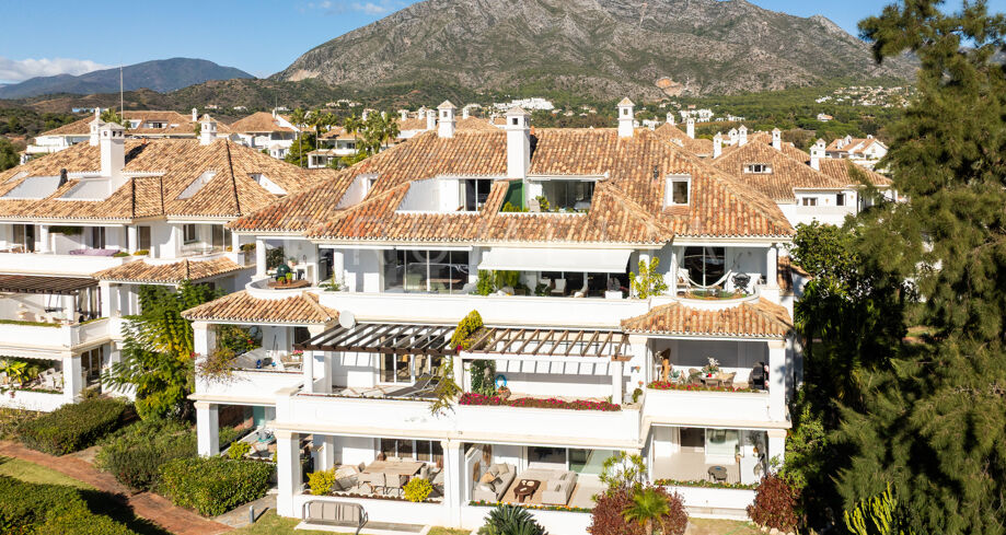 Saniertes Apartment an der Goldenen Meile mit privater Terrasse