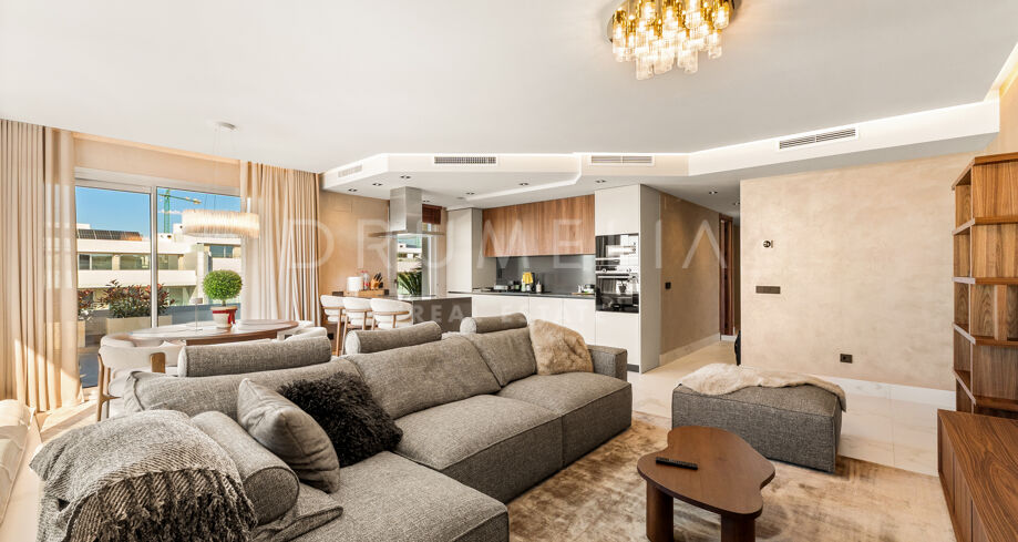 Nieuwgebouwde Penthouse in San Pedro de Alcántara met Groot Terras
