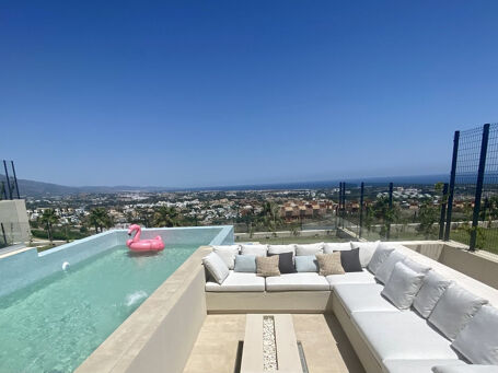 Moderne und nachhaltige Villa mit Panoramablick auf das Meer in La Alqueria