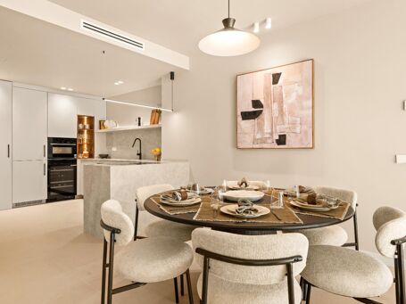 Elegant renovert duplex med golfutsikt i Eagles Village, Benahavís