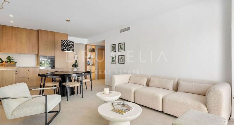 Dúplex Ático en Venta en Aloha Gardens, Nueva Andalucía