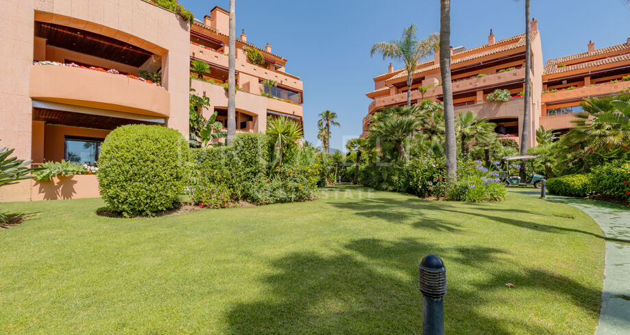 Élégant appartement en rez-de-chaussée avec jardin privé