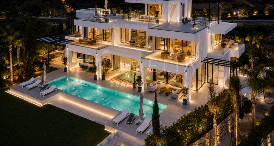 Magnificent 9-Bedroom Contemporary Retreat with Sea and Mountain Views