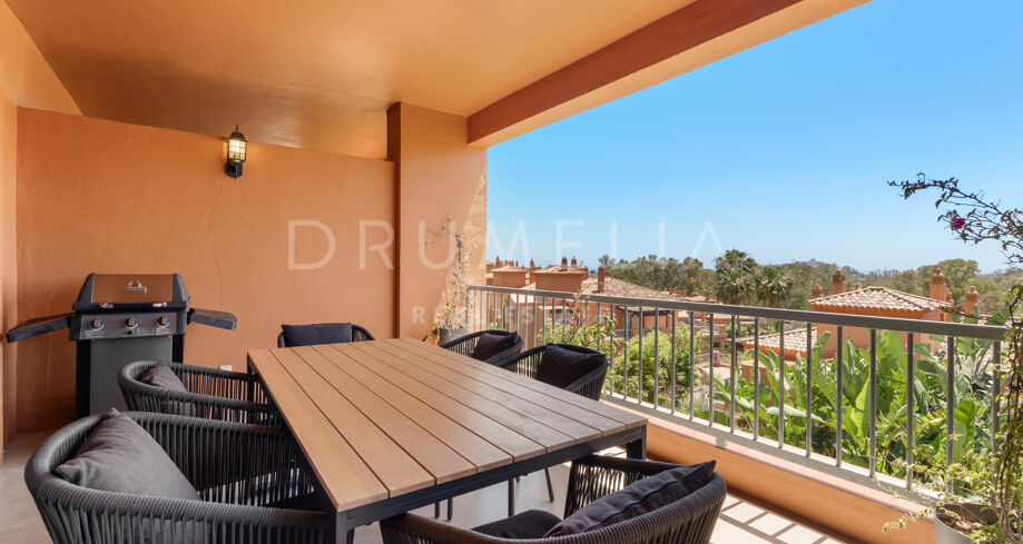 Апартамент на продажу в Estepona