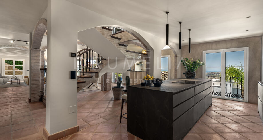 Villa Auli 2 – Komplett renovierte Villa mit Panoramablick auf das Meer – La Heredia, Benahavís