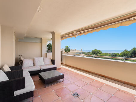 Appartement moderne exclusif à Balcones de Sierra Blanca - Vues panoramiques sur la mer et la montagne dans l'une des zones les plus prestigieuses de Marbella