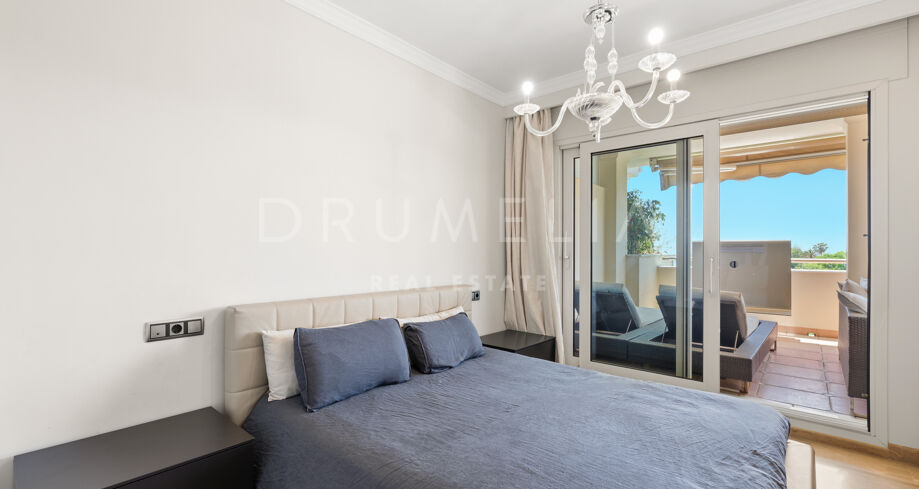 Appartement moderne exclusif à Balcones de Sierra Blanca - Vues panoramiques sur la mer et la montagne dans l'une des zones les plus prestigieuses de Marbella