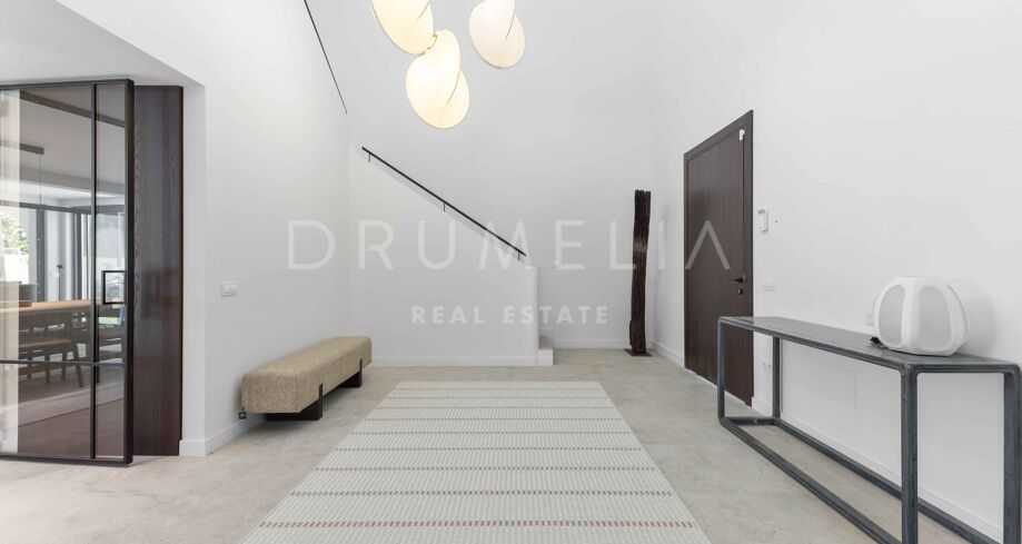 Designvilla mit mediterraner Seele in Guadalmina Baja