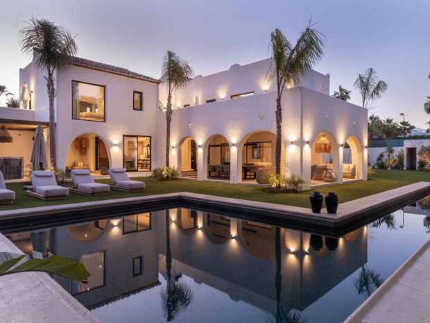 Designvilla met mediterrane ziel in Guadalmina Baja