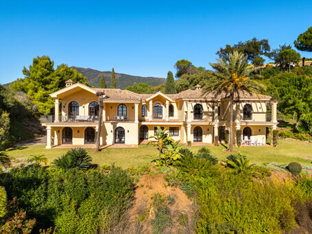 Villa en La Zagaleta, Benahavís con Vistas Panorámicas y Privacidad