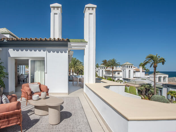Penthouse przy plaży z prywatnym tarasem na dachu w Dominion Beach