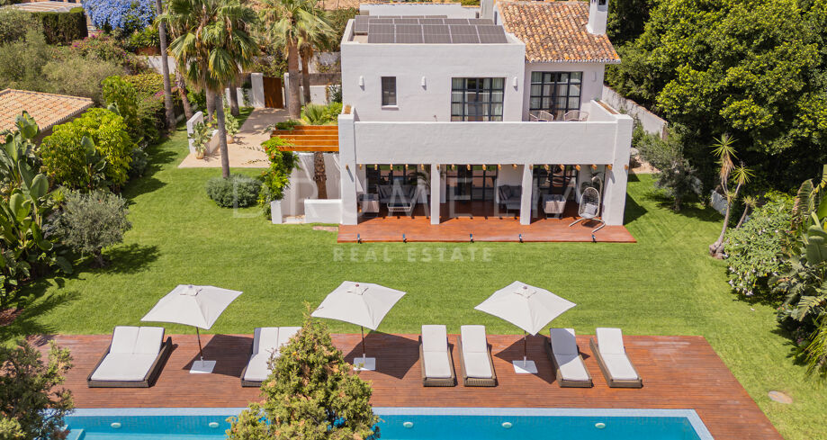 Villa 4 chambres avec piscine et vue sur la montagne en location longue duree a Nagueles, Golden Mile