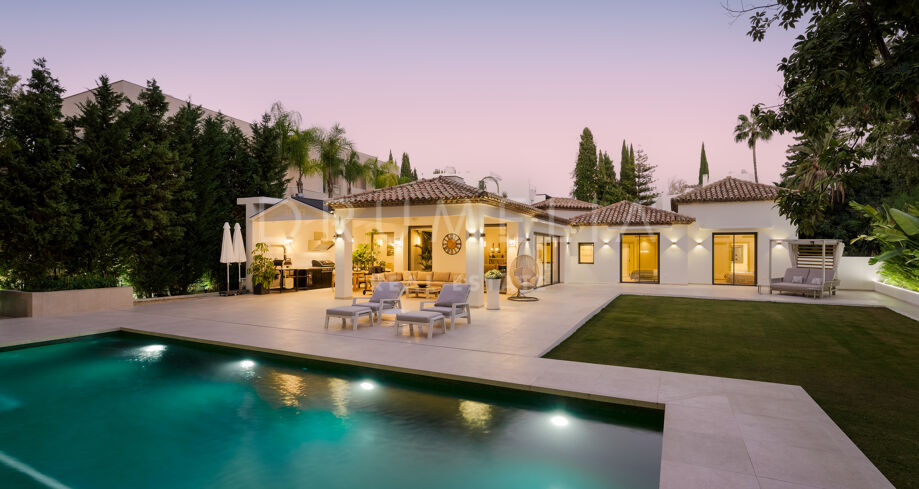 Luxe villa te huur in Nueva Andalucía met tuin en zwembad