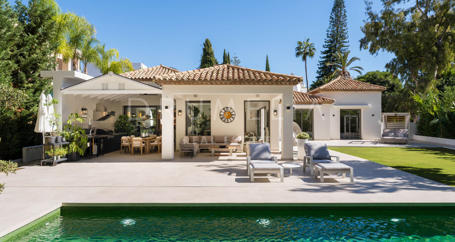 Luxe villa te huur in Nueva Andalucía met tuin en zwembad