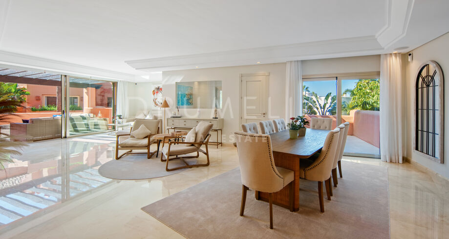 Duplex-Penthouse mit Meerblick in La Morera, Marbella East