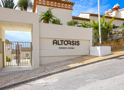 Adosados de 3 dormitorios en Estepona – listos para entrar a vivir