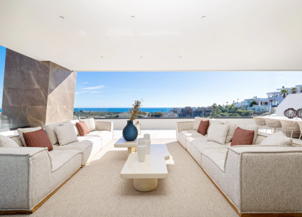 Balcón del Mediterráneo: 3–5 bedroom apartments in the New Golden Mile, Estepona