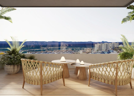 Exclusivity and Comfort Just Steps from the Sea in Estepona