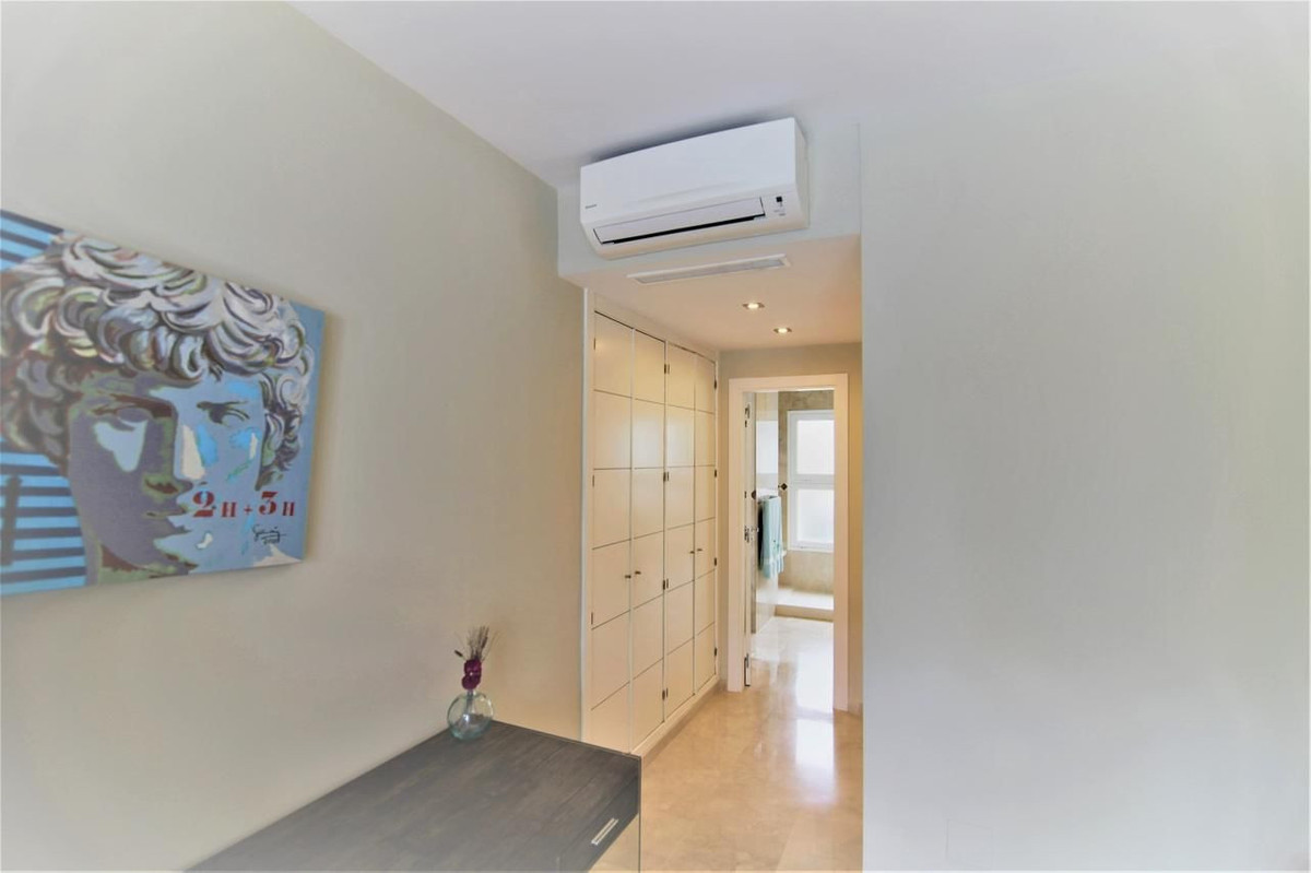 Villa for long term rent in Marbella Golden Mile