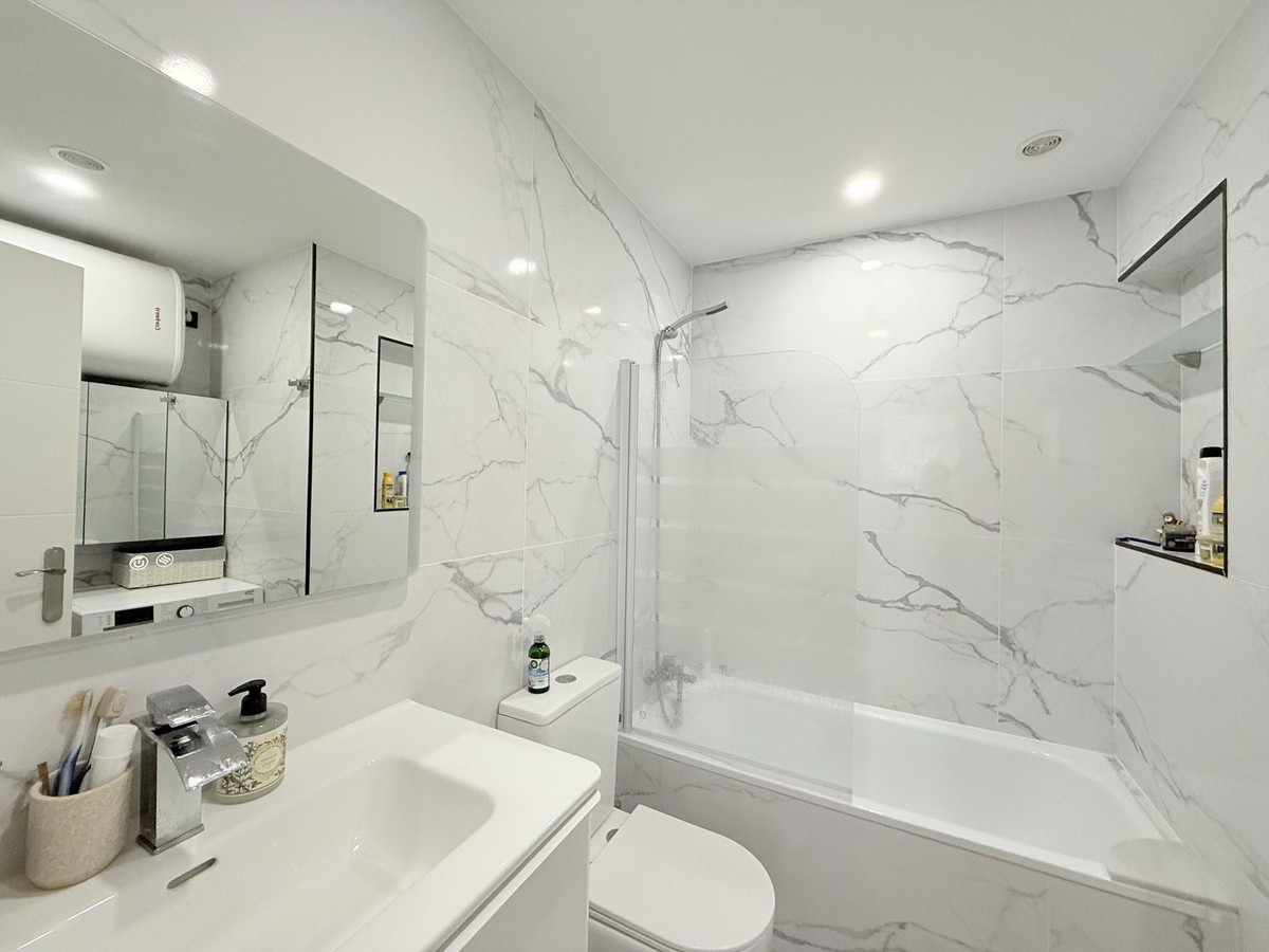 Town House for rent in Estepona East