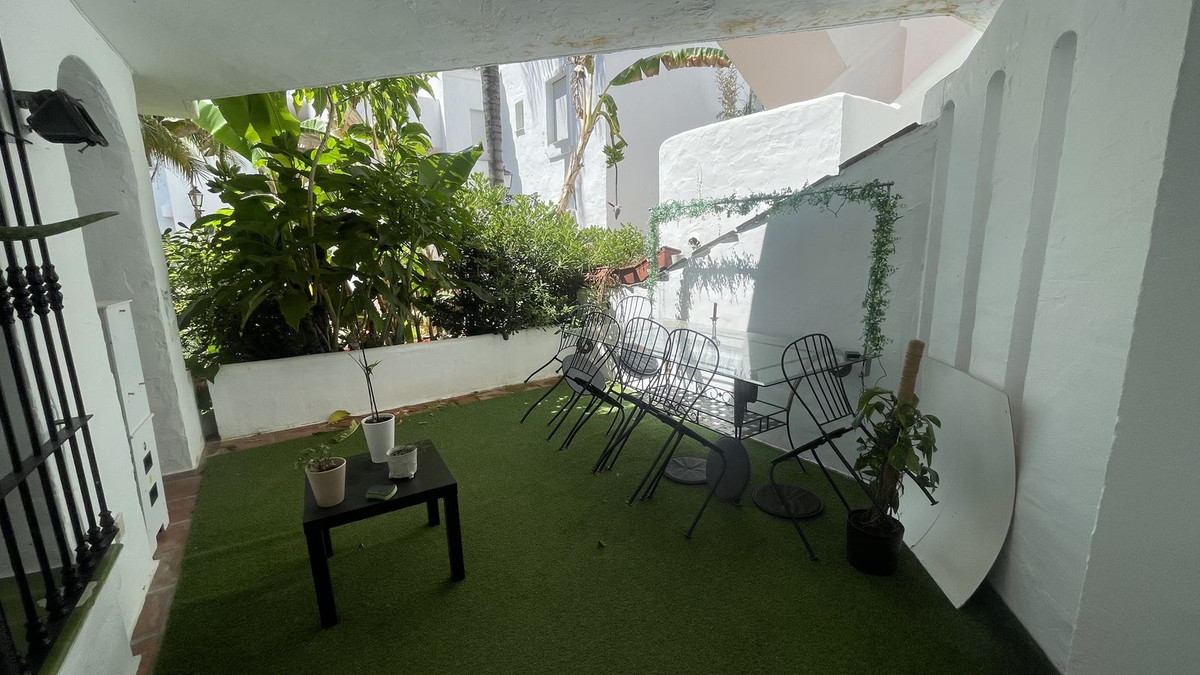Ground Floor Apartment for rent in Nueva Andalucia, Marbella