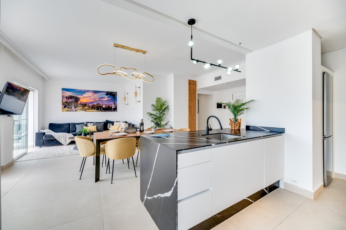 Apartment for short term rent in Nueva Andalucia, Marbella