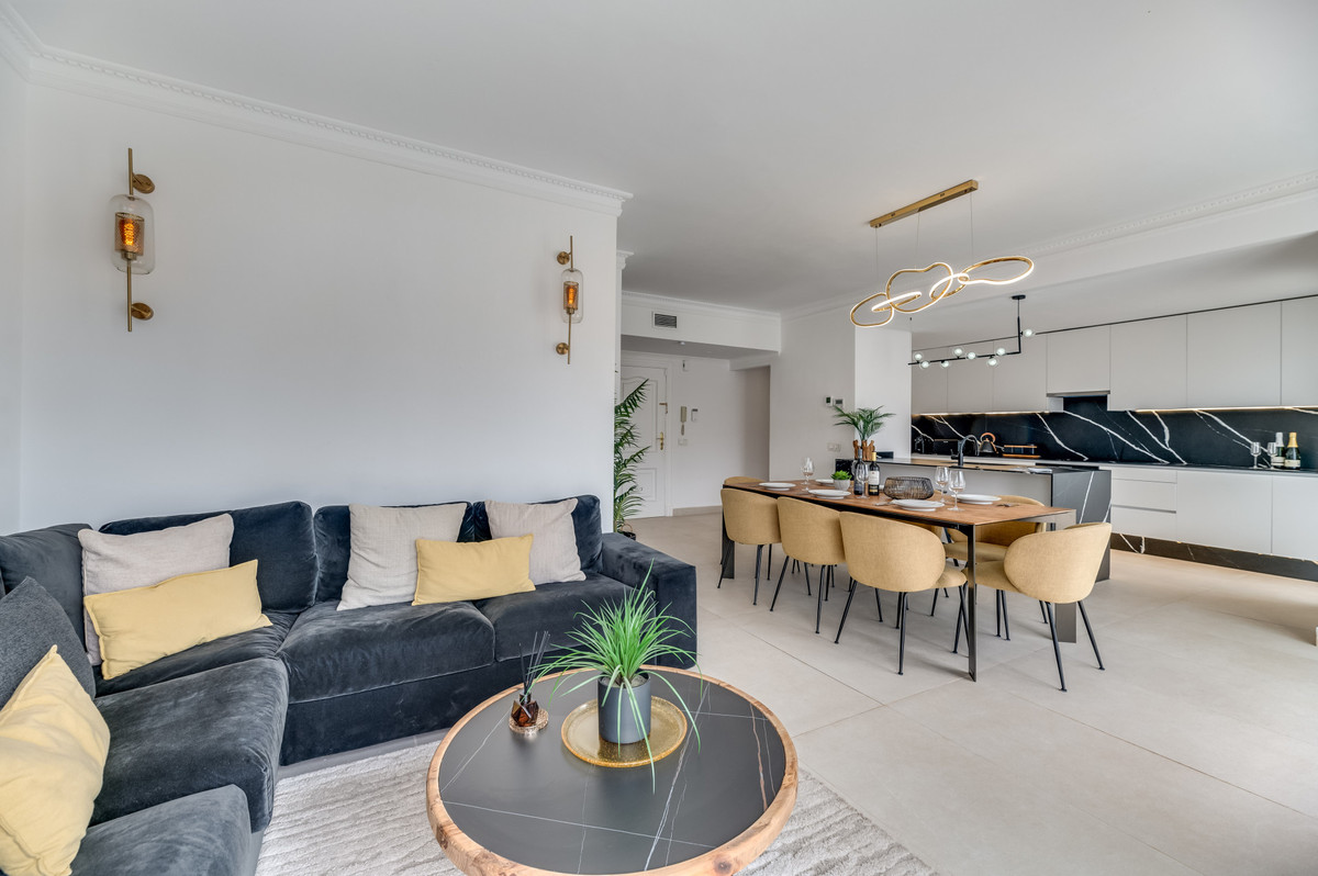 Apartment for short term rent in Nueva Andalucia, Marbella