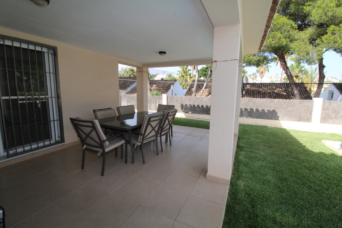 Town House for rent in Nueva Andalucia, Marbella