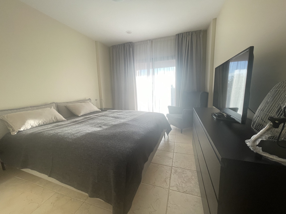 Ground Floor Apartment for short term rent in Estepona