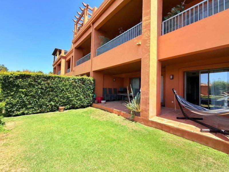 Ground Floor Apartment for short term rent in Estepona