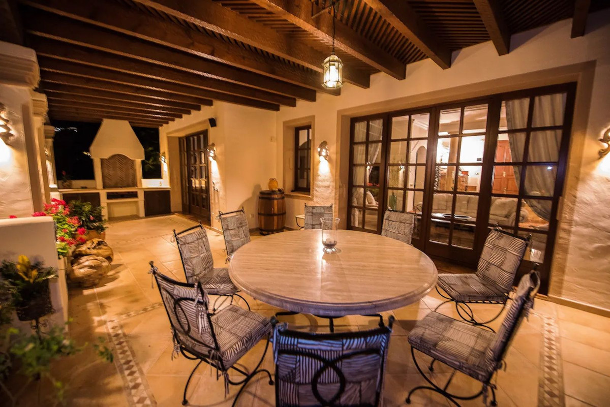 Villa en alquiler en La Zagaleta, Benahavis
