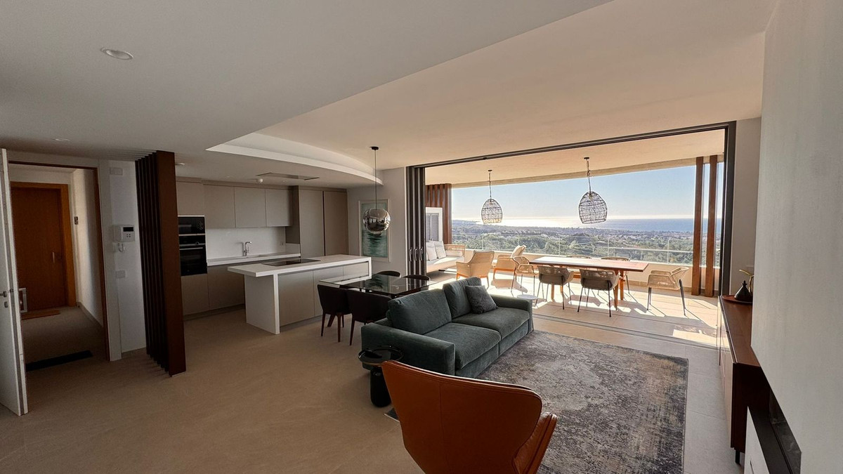Apartment for rent in La Quinta, Benahavis