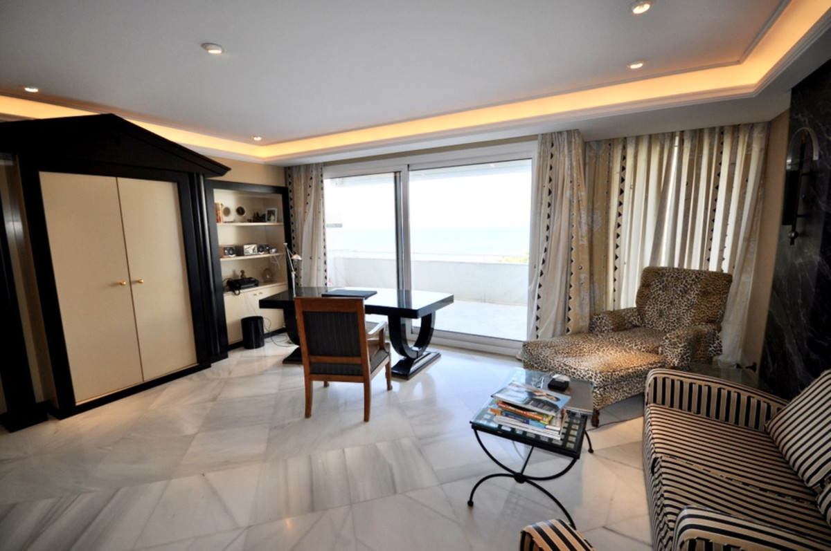 Apartment for rent in Marbella Golden Mile