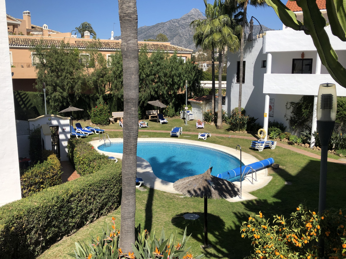 Ground Floor Apartment for rent in Nueva Andalucia, Marbella
