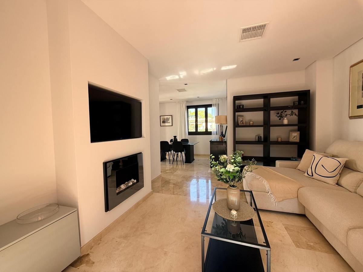 Penthouse for short term rent in Nueva Andalucia, Marbella