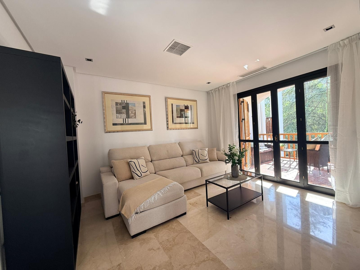 Penthouse for short term rent in Nueva Andalucia, Marbella