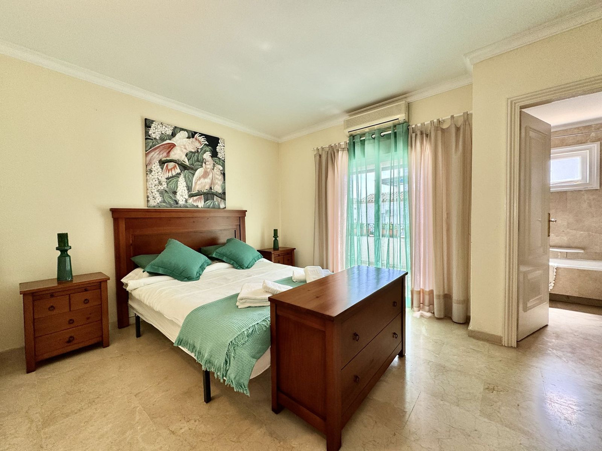 Town House for rent in Paraiso Alto, Benahavis
