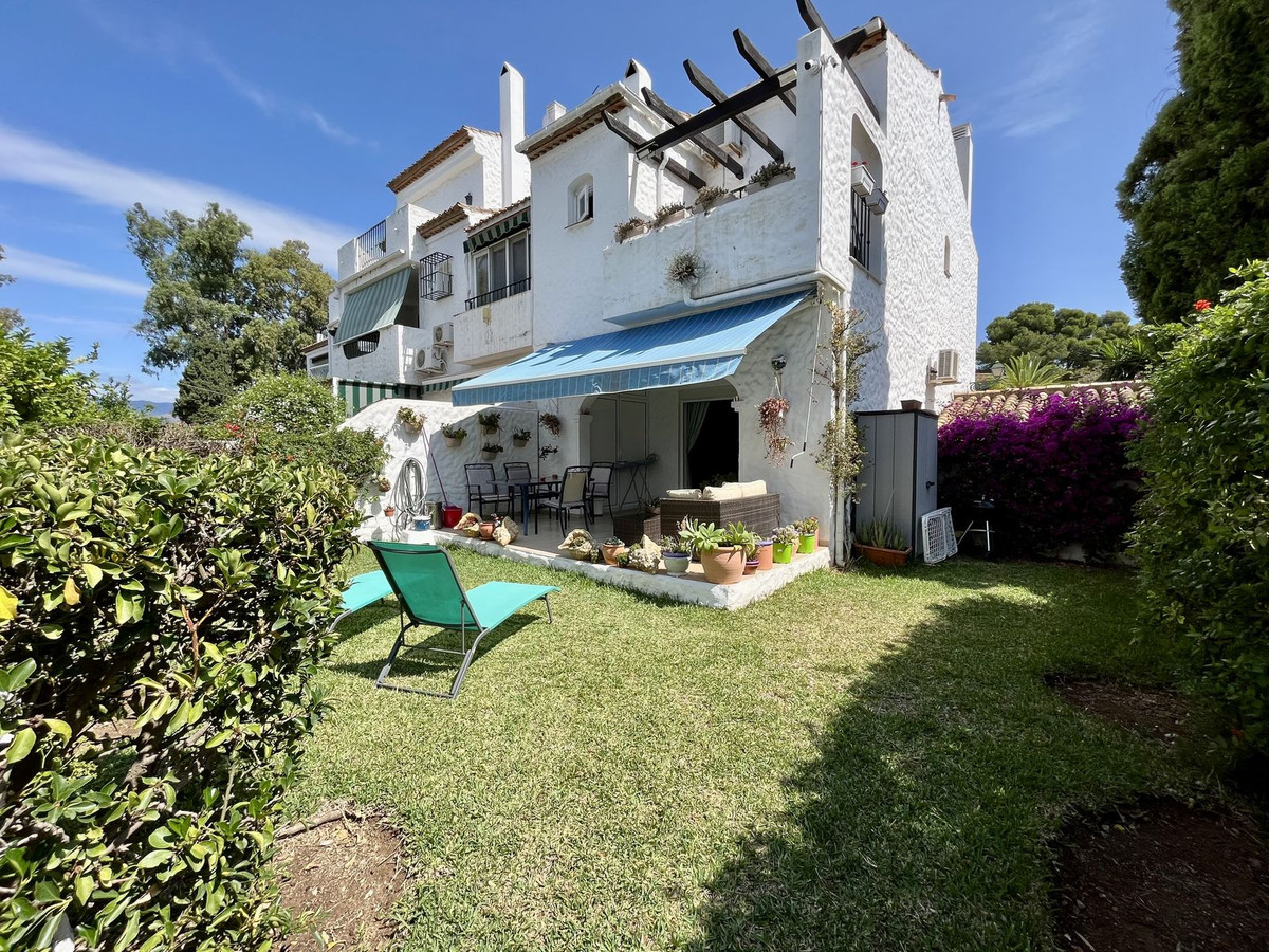 Town House for rent in Paraiso Alto, Benahavis