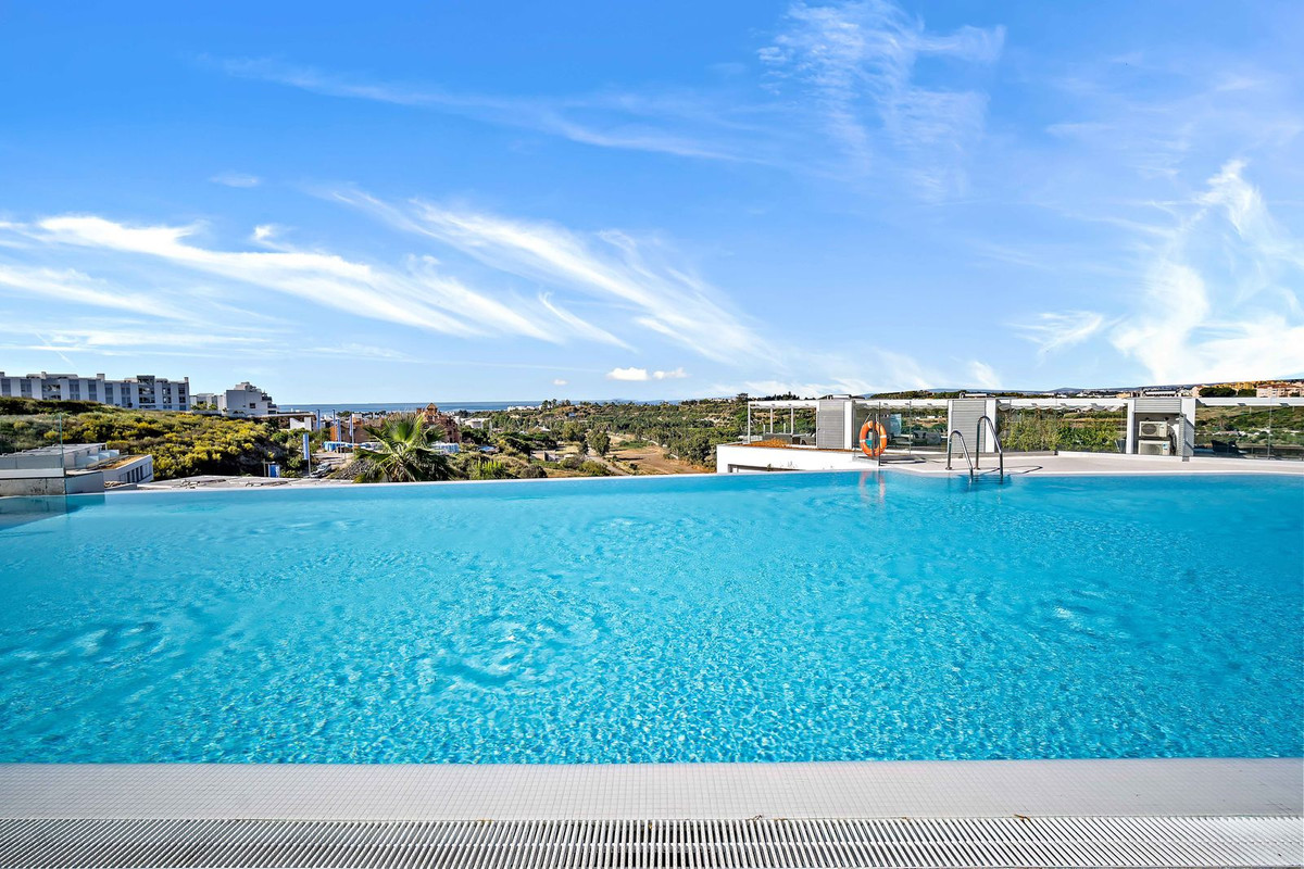 Apartment for short term rent in Cancelada, Estepona East