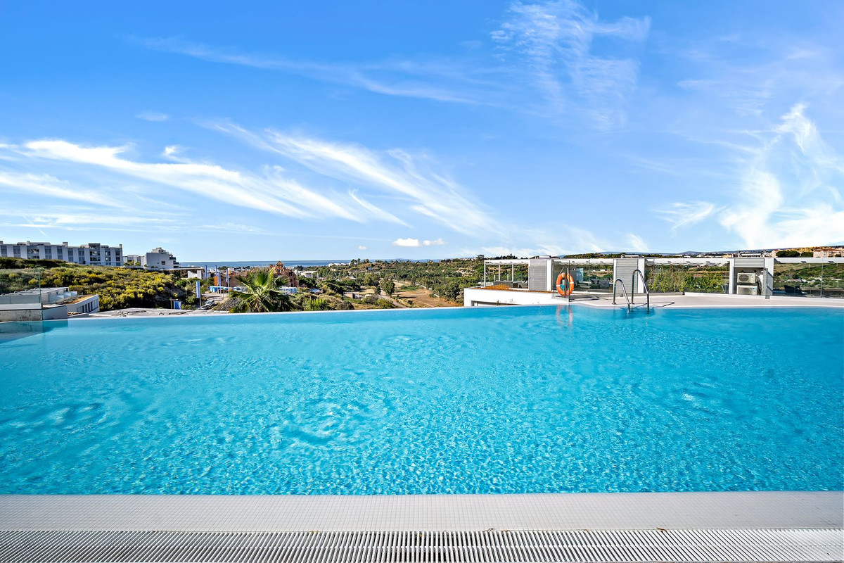 Apartment for short term rent in Cancelada, Estepona East